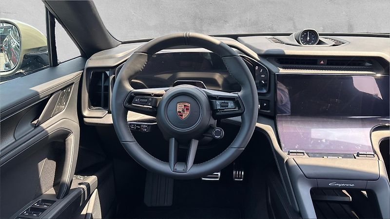 Porsche Cayenne Electric - fotka 19 z 24