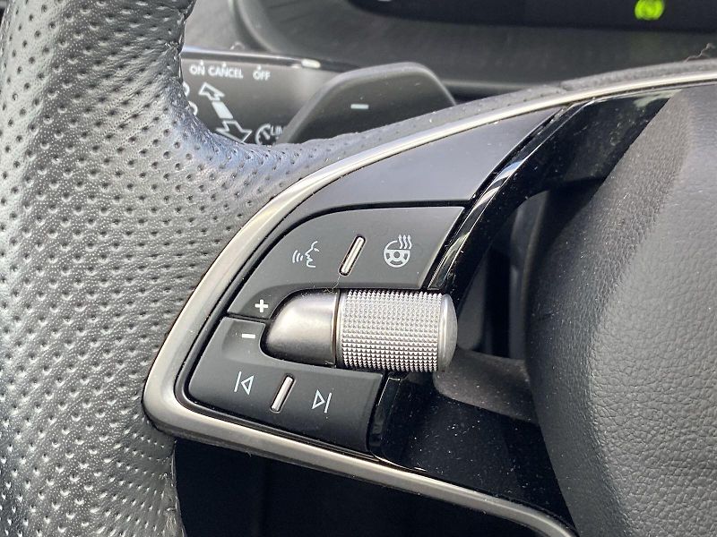 Škoda Kamiq (2024) 1.0 TSI DSG Monte Carlo - fotka 22 z 33