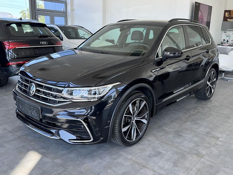 Volkswagen Tiguan (2021) 2,0TSi 4M R-LINE LED NAVI  - fotka 2 z 33