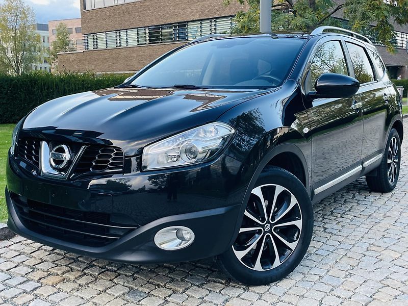 Nissan Qashqai 2.0i +2 MAN 1MAJ TAŽNÉ KAMERA - fotka 1 z 46