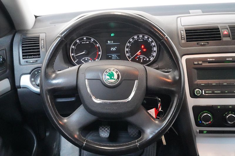 Škoda Octavia - fotka 16 z 23