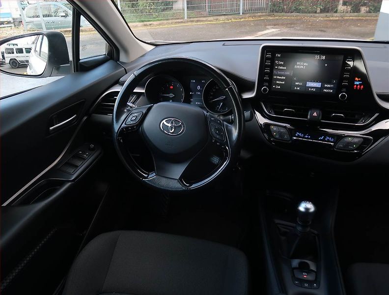 Toyota C-HR (2021) 1.2 Turbo, Serv.kniha - fotka 7 z 20
