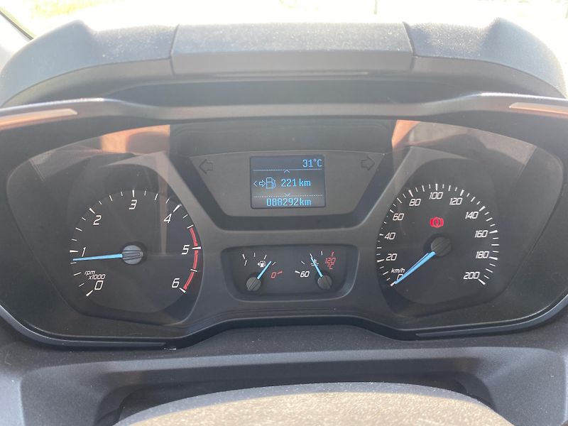 Ford Tourneo Custom (2015) Business Edition - fotka 19 z 30