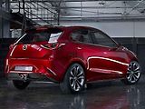 Koncept Mazda Hazumi.