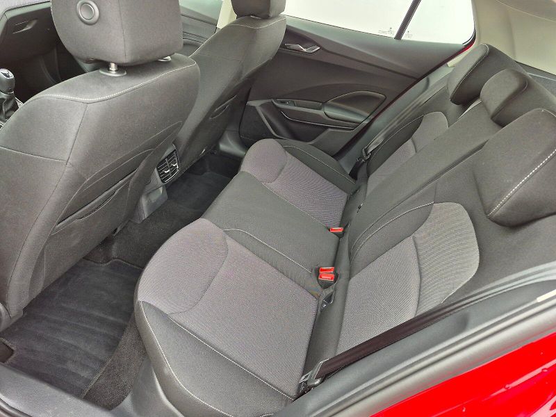 Škoda Fabia (2025) Selection 1.0 TSI 70 kW - fotka 22 z 25