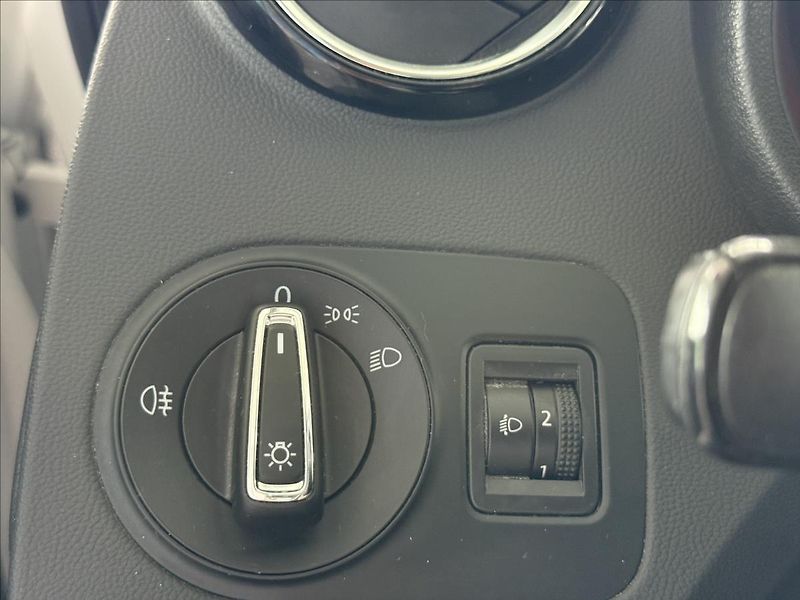 Seat Ibiza 1,2   TSI,ŘEMEN,STYLE,1.MAJITE - fotka 12 z 24