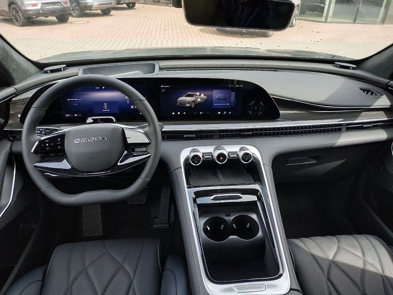 Omoda 9 Premium 1.5 PHEV 395kW AWD AT, - fotka 14 z 33