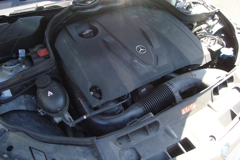 Mercedes-Benz Třídy C (2008) 220CDi,AUT,ČR,Servisní kniha - fotka 15 z 65