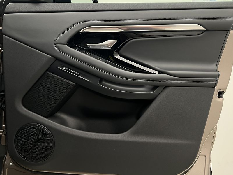 Land Rover Range Rover Evoque P200 R-DYNAMIC HSE AUT CZ - fotka 48 z 48