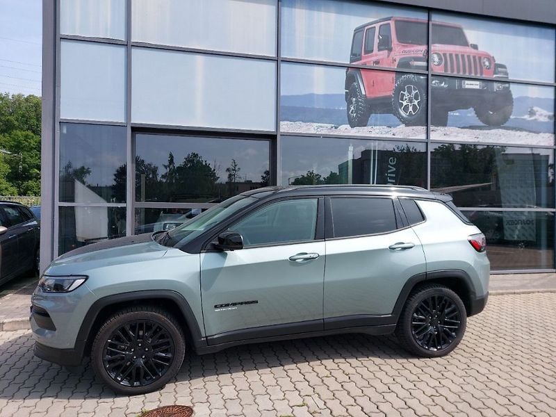 Jeep Compass 1.5 e-Hybrid aut. FWD Upland - fotka 4 z 8