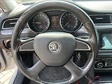 Škoda Superb 2,0 TDi 103kw Elegance Facelif - náhled 14