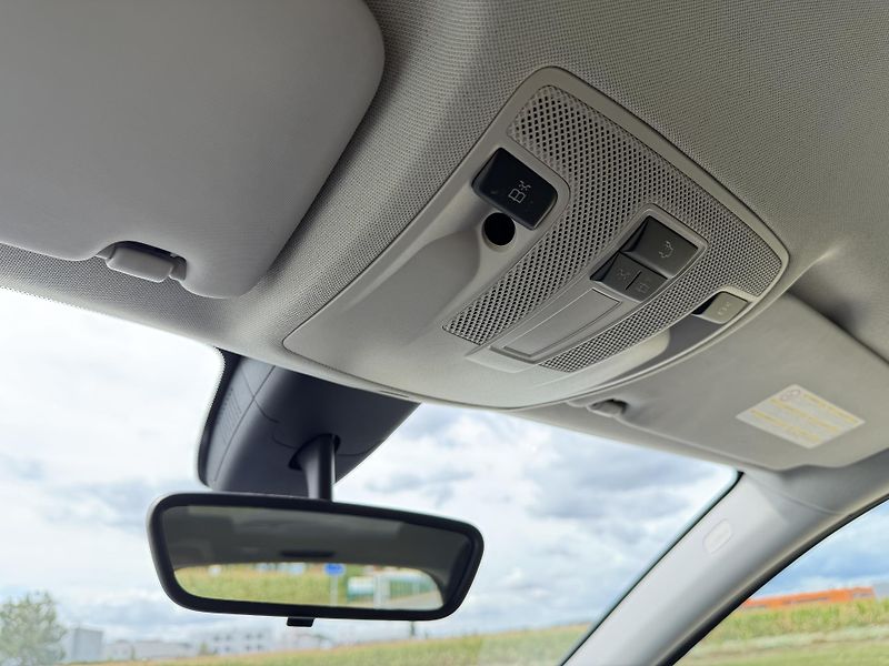 Mercedes-Benz Třídy B 200 CDI NAVI XENONY 2X KOLA - fotka 26 z 36