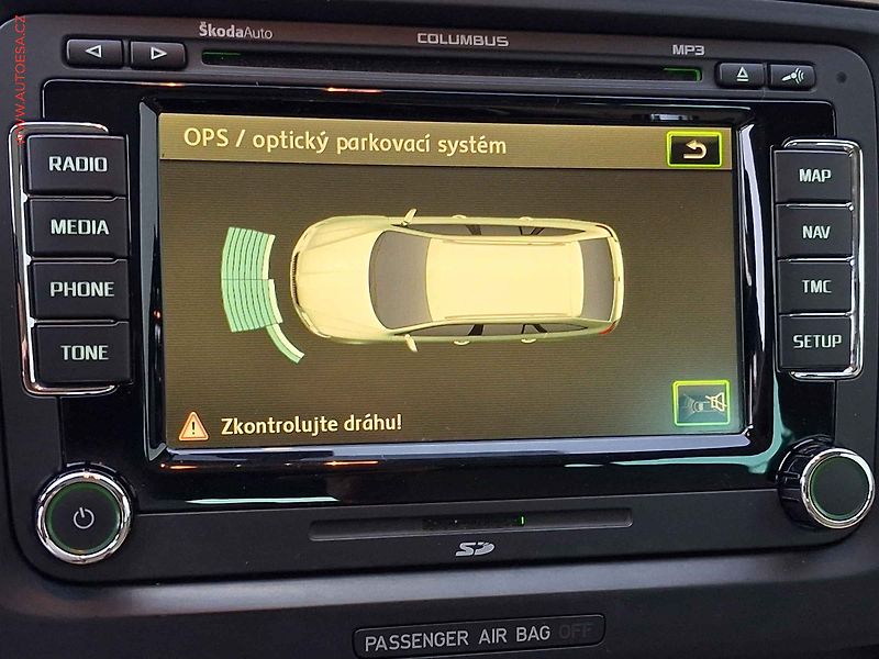 Škoda Superb (2012) 2.0TDi, DSG, bixenon - fotka 21 z 22