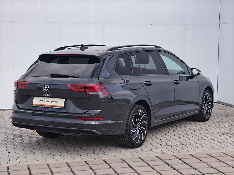 Volkswagen Golf Life 6G 1,0TSi - fotka 2 z 22