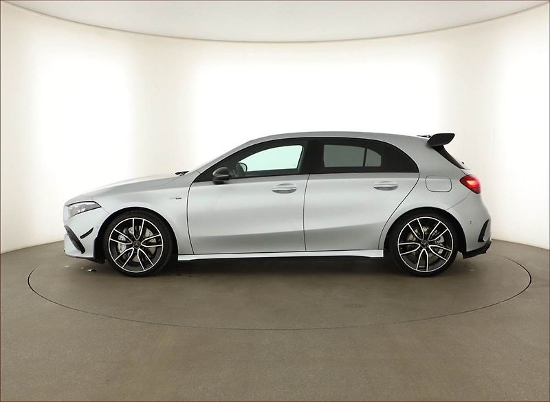 Mercedes-Benz Třídy A (2026) A 35 AMG 4MATIC - fotka 3 z 24