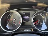 Volkswagen Touran (2018) 2.0 TDi Highline - náhled 16