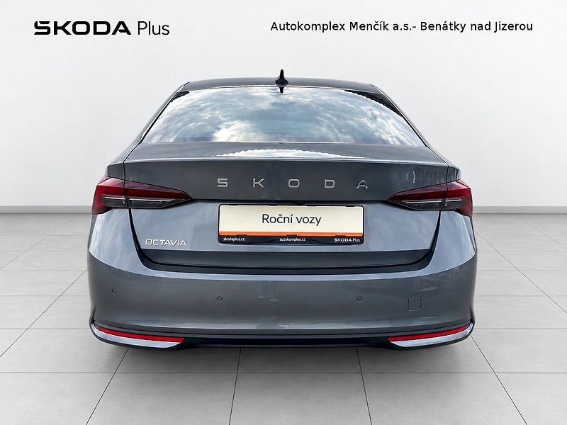 Škoda Octavia (2025) TOP SELEC TD 110/2.0 A7F - fotka 9 z 31