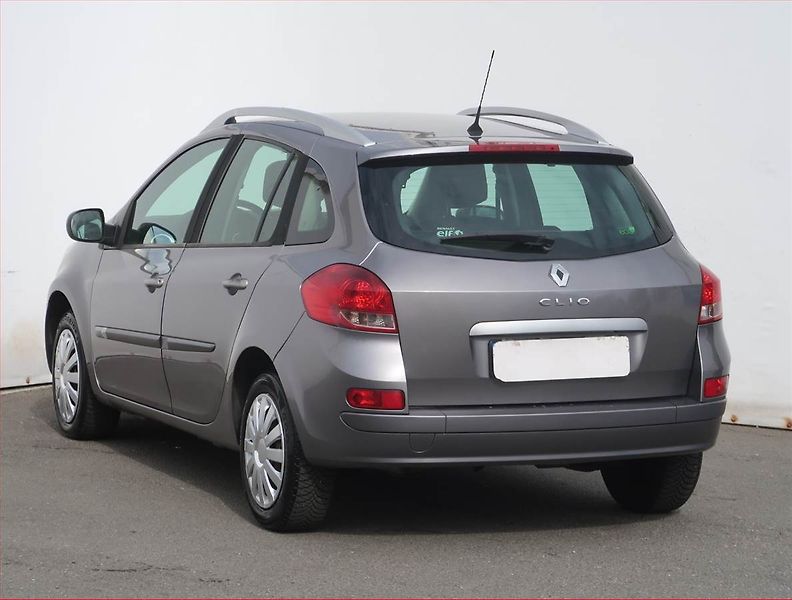 Renault Clio (2009) 1.5 dCi, Automat, Serv.kniha - fotka 4 z 17