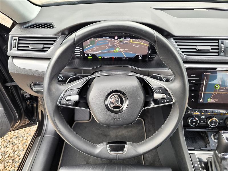 Škoda Superb 1,4 PHEV,160kw,DSG,Clever+ - fotka 20 z 49