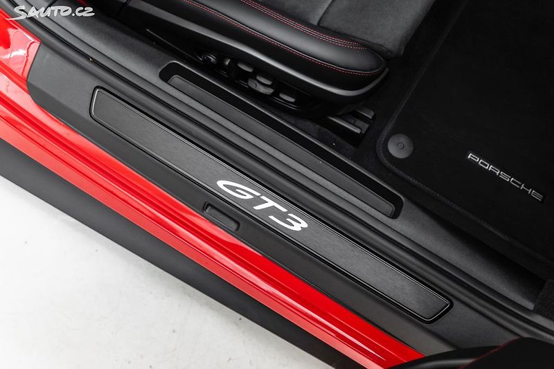 Porsche 911 GT3 992.2 facelift, PDK - fotka 14 z 40