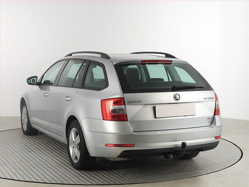 Škoda Octavia (2017) Ambition 2.0 TDI, 4X4 - fotka 4 z 18