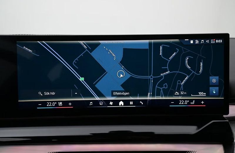 BMW i5 eDrive40 Touring M SoH 97% Taž - fotka 11 z 26