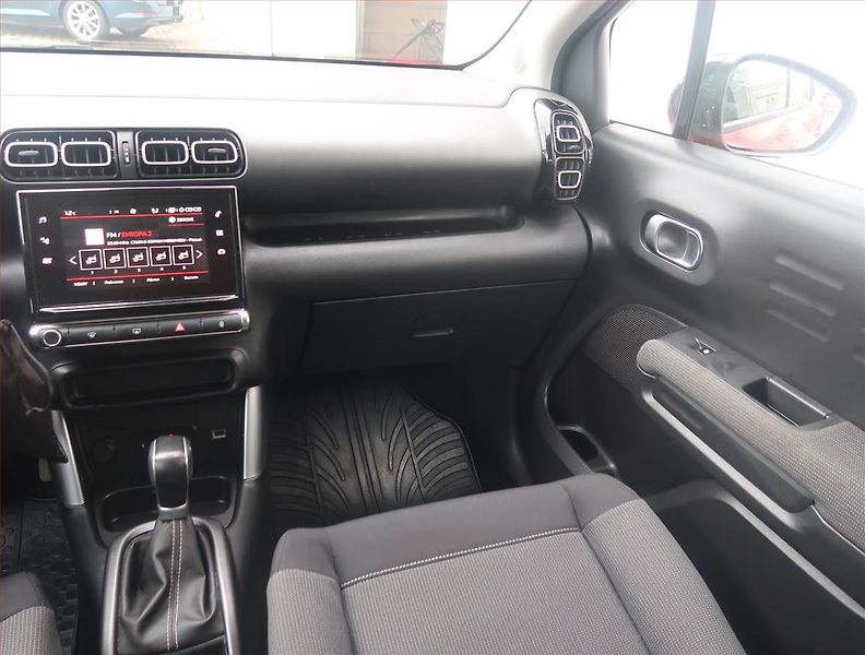 Citroën C3 Aircross (2018) 1.2 PureTech, Automat - fotka 8 z 15
