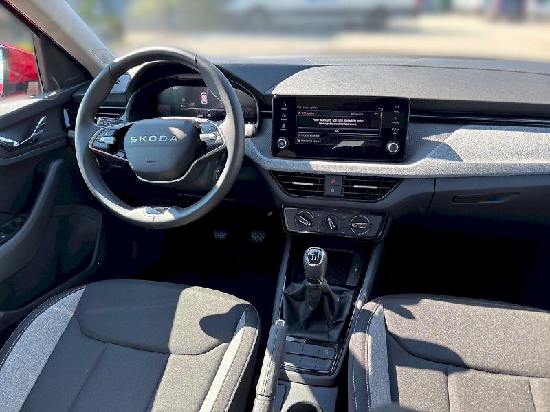 Škoda Kamiq (2025) Selection 1.0 TSI 85 kW M6 - fotka 20 z 24