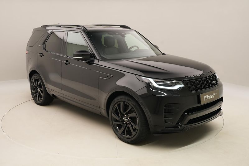 Land Rover Discovery D250 R-DYNAMIC SE AWD AUT 7m - fotka 16 z 52