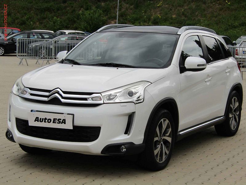 Citroën C4 Aircross (2013) 1.8HDi 4x4, Panorama - fotka 3 z 23