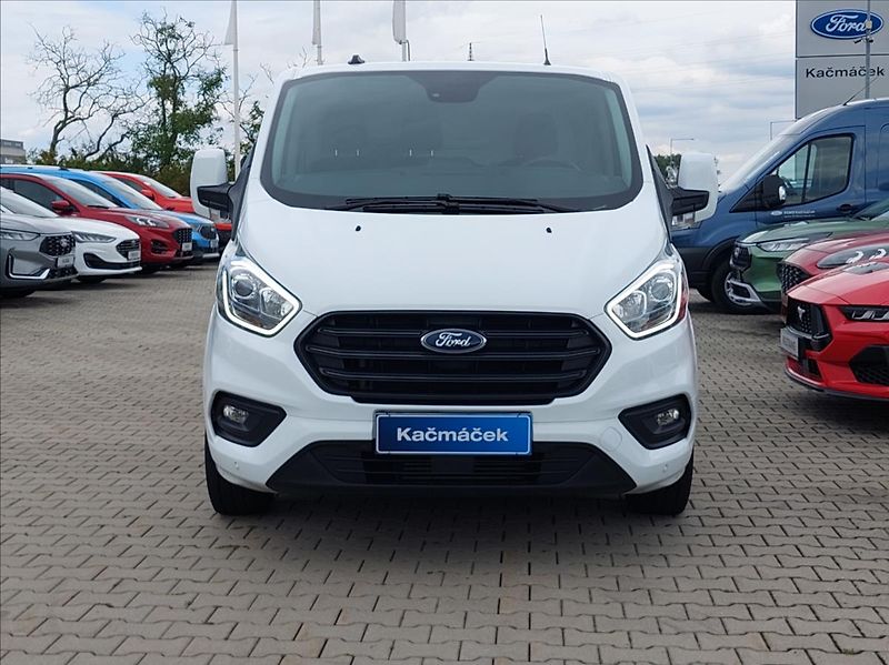 Ford Transit Custom 2,0 EcoBlue Trend L1 DPH - fotka 8 z 26