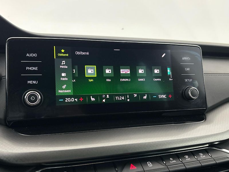 Škoda Octavia Ambition DSG - fotka 12 z 27