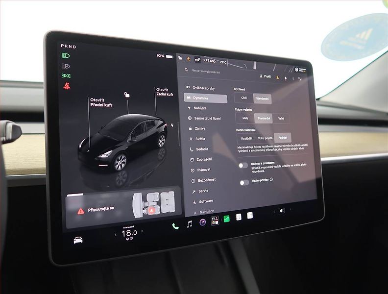 Tesla Model Y (2023) RWD LFP 60kWh, SoH 98% - fotka 24 z 32