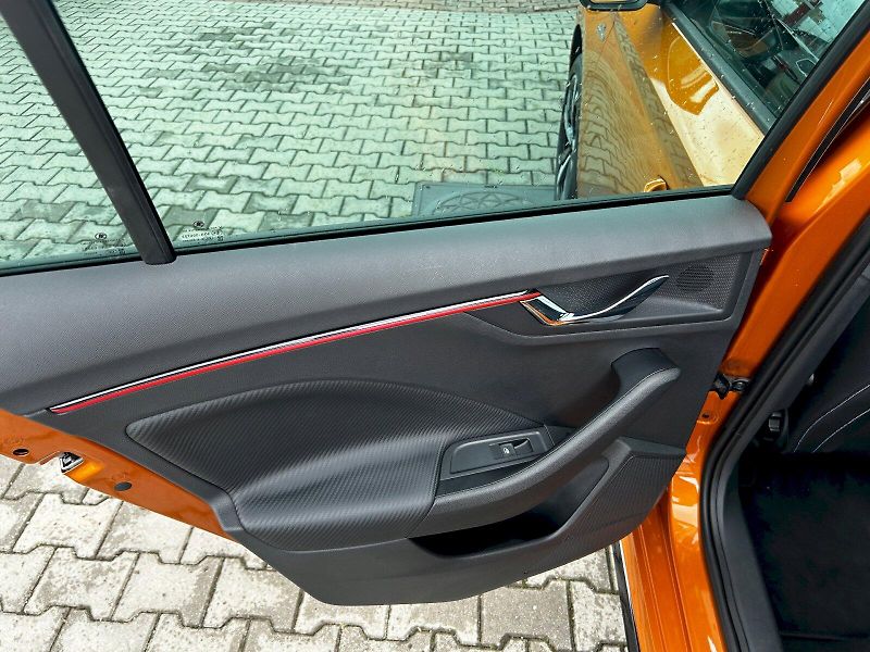 Škoda Kamiq (2024) 1.0 TSI 85kW DSG Monte Carlo - fotka 28 z 35