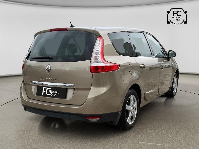 Renault Grand Scénic  1.6 16V Expression 7STR - fotka 5 z 23