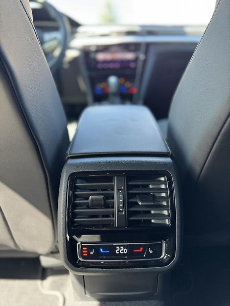 Volkswagen Arteon 2.0TSi R-Line SB 1maj. ČR DPH! - fotka 21 z 29