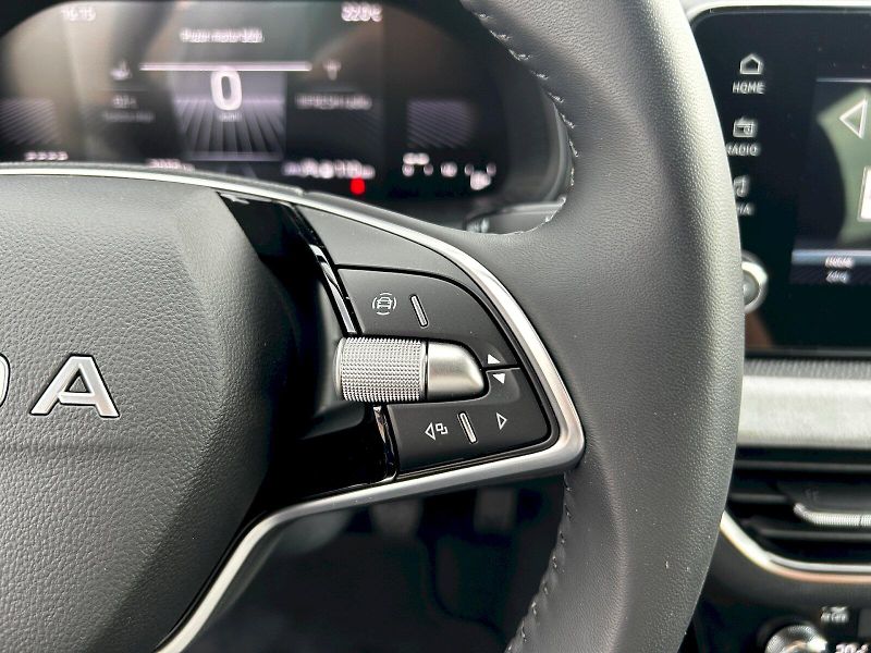 Škoda Scala (2025) 1.0 TSI 85kW MP6 Top Selection - fotka 9 z 34
