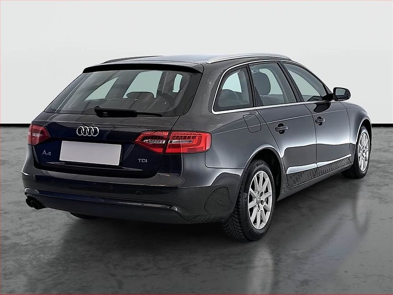 Audi A4 (2013) 2.0 TDI, Xenony, Tempomat - fotka 5 z 16