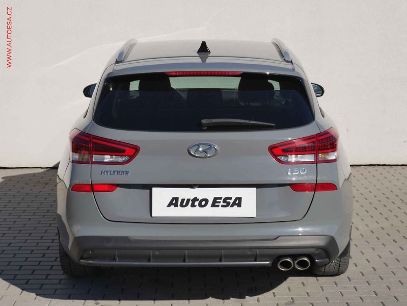 Hyundai i30 (2022) 1.5T-GDi, 1.maj,ČR, AC, LED - fotka 5 z 23