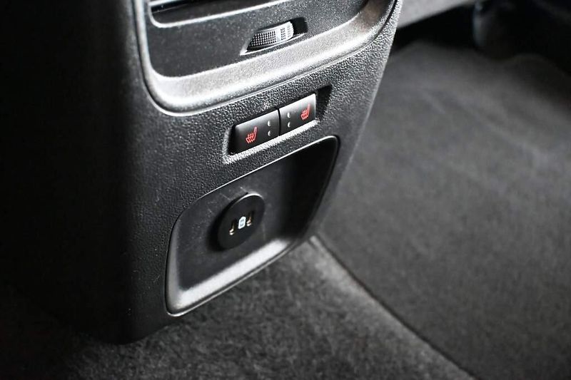 Ford Kuga (2023) 2.5 VIGNALE LED ACC Tažné BO V - fotka 29 z 49