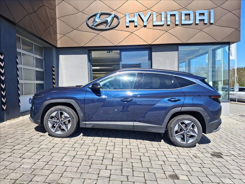 Hyundai Tucson 1,6 T-GDI AT MHEV Style 4x4 - fotka 3 z 22