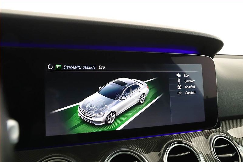 Mercedes-Benz Třídy E (2019) E 200 d - fotka 17 z 20
