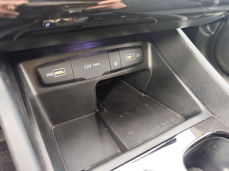 Hyundai Tucson 1.6 T-GDi/110kW N-Line DCT - fotka 24 z 36