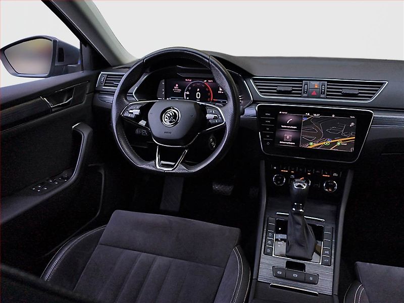 Škoda Superb (2022) 2.0 TDI - fotka 7 z 17