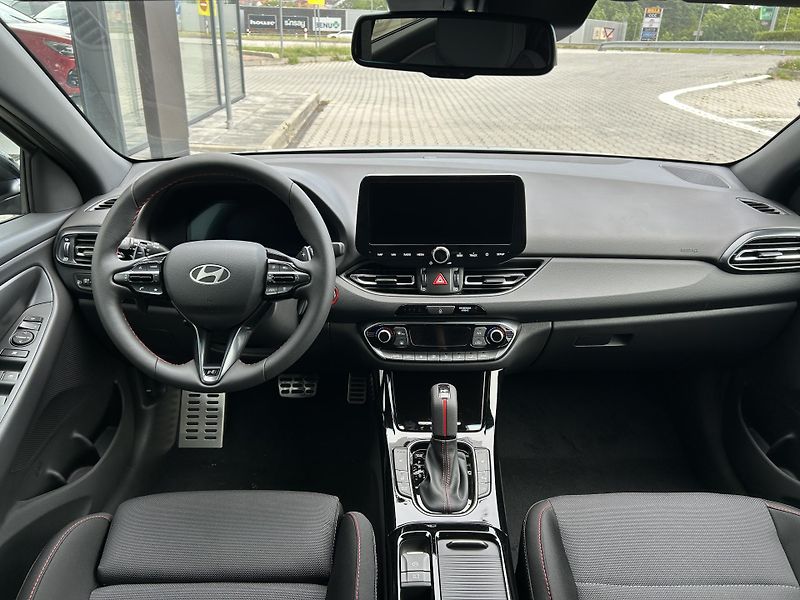 Hyundai i30 WG 26 1,6 T-GDI DCT N LINE - fotka 10 z 29
