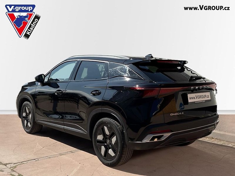 Omoda 5 (2025) 1.6 Premium 108 kW - fotka 3 z 49