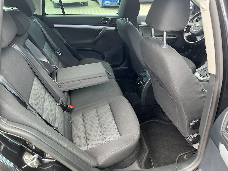 Škoda Octavia 1,2TSi DSG combi Autoklima - fotka 34 z 43