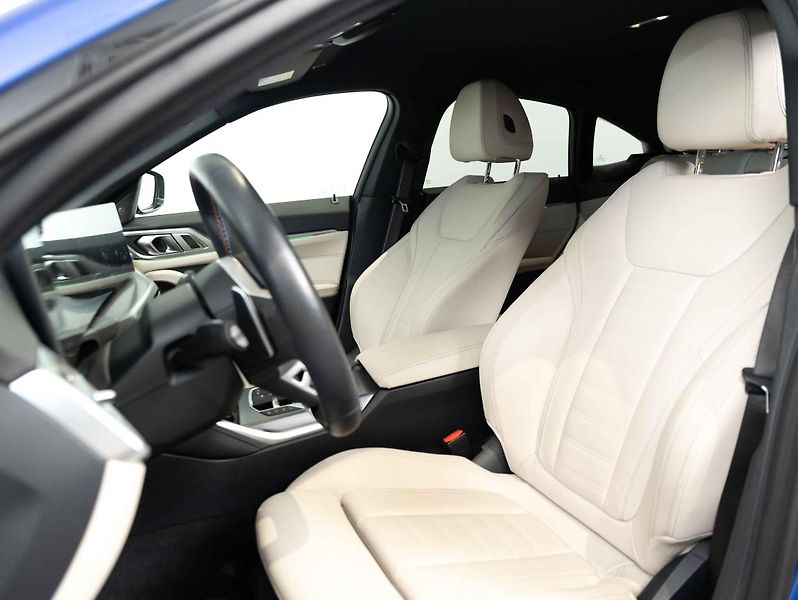 BMW Řada 4 M440i xDrive Gran Coupé - fotka 21 z 22