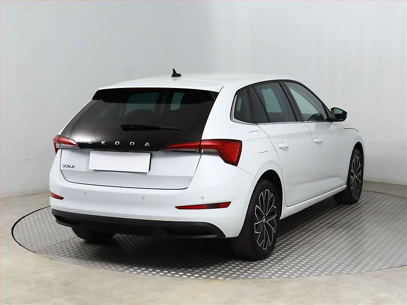 Škoda Scala (2019) 1.6 TDI, Automat, Tempomat - fotka 5 z 19