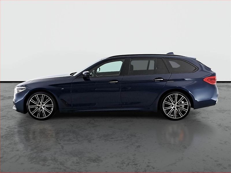 BMW Řada 5 (2018) M Sport 530d xDrive - fotka 3 z 20